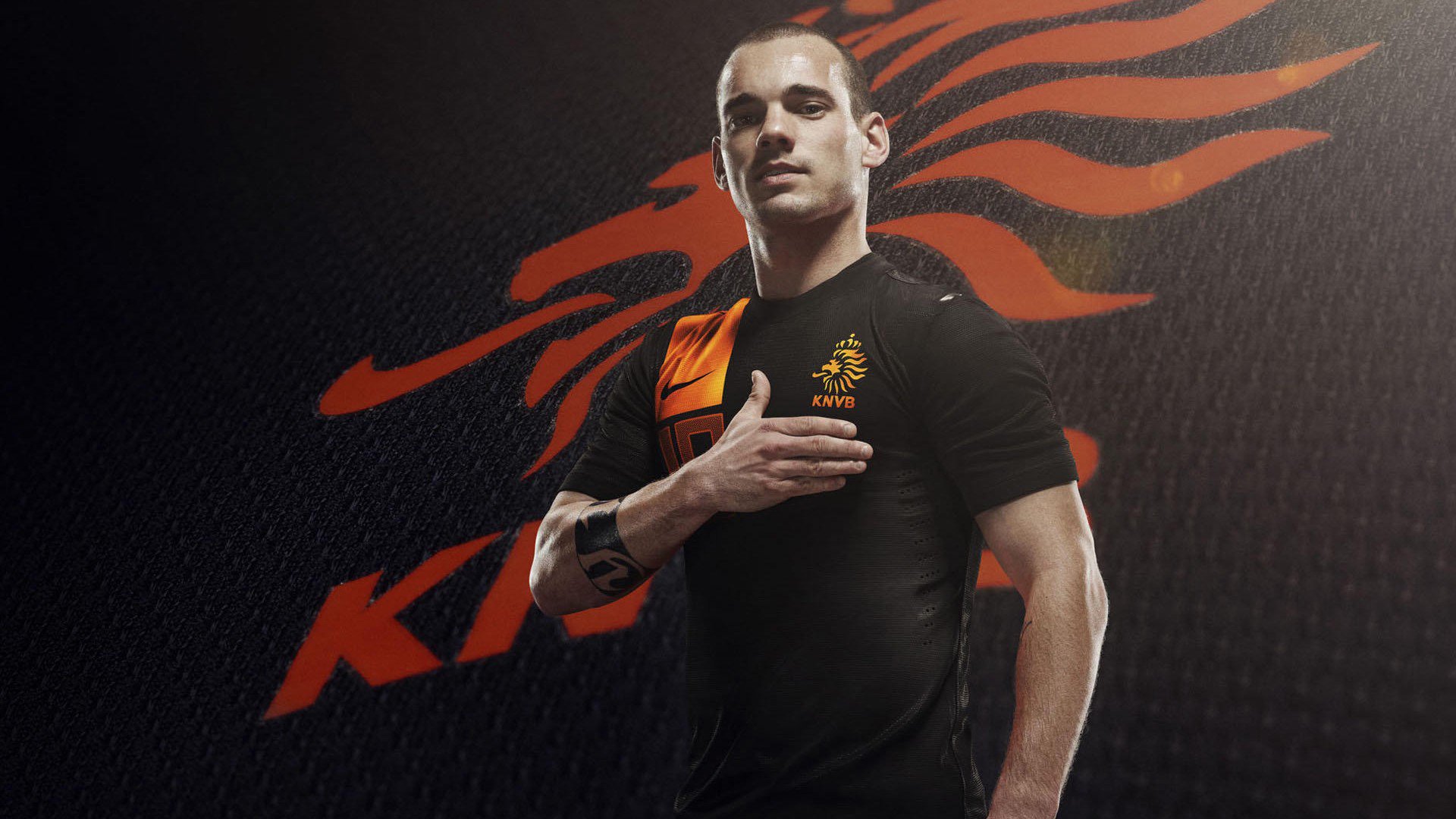 德布劳内重返赛场，出色防守首场状态出色，巴黎圣日耳曼观众沸腾！热度持续攀升